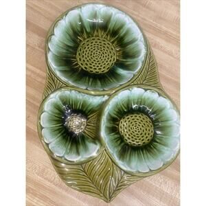 MCM VTG Made In California Pottery #6438 Green Drip Glazed Three Flowers Dish